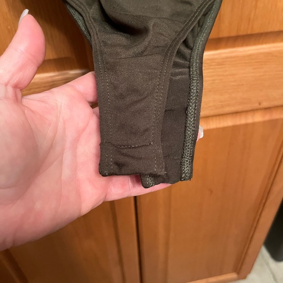 One piece Army green bodysuit Preowned - Picture 4 of 5